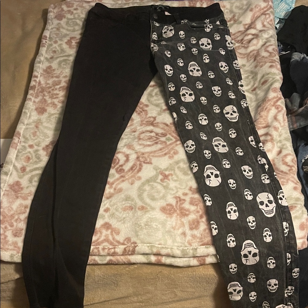 Royal Bones Black and White Skull Leggings